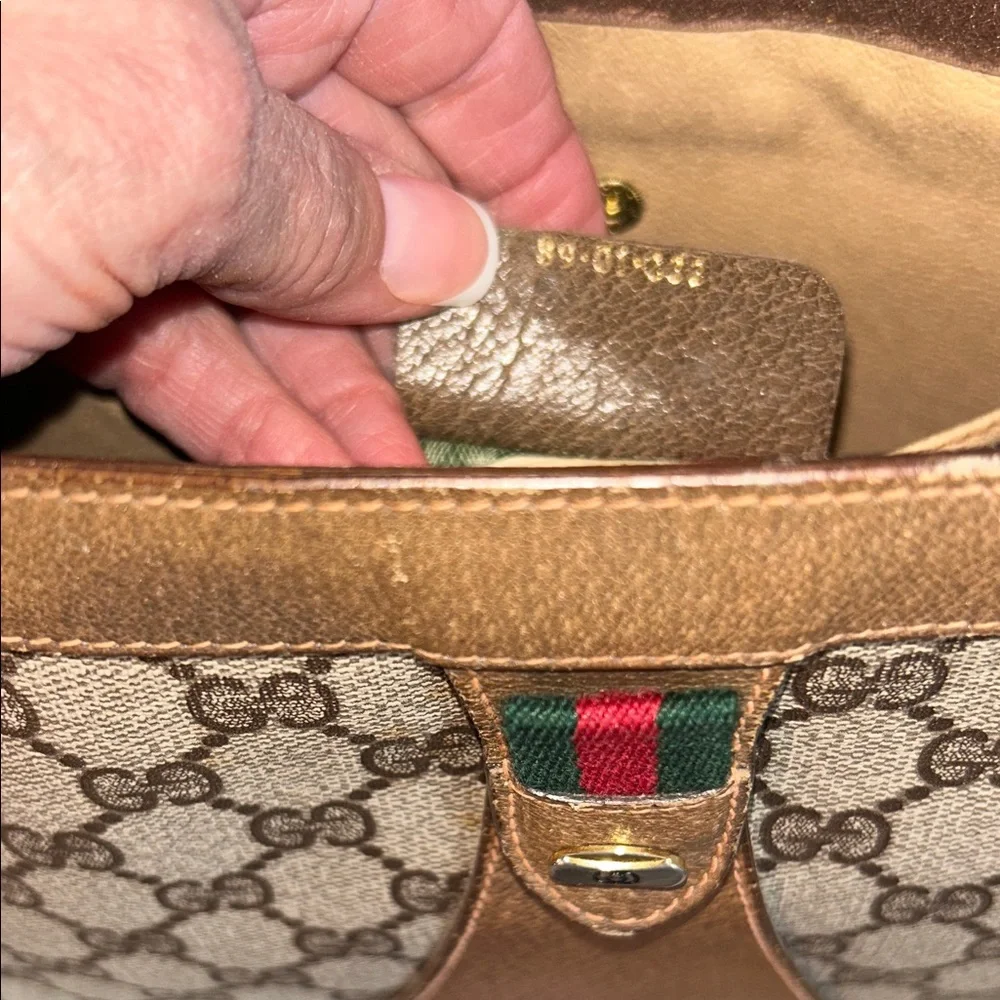 Gucci Beige and Brown Monogram Clutch - Picture 14 of 16